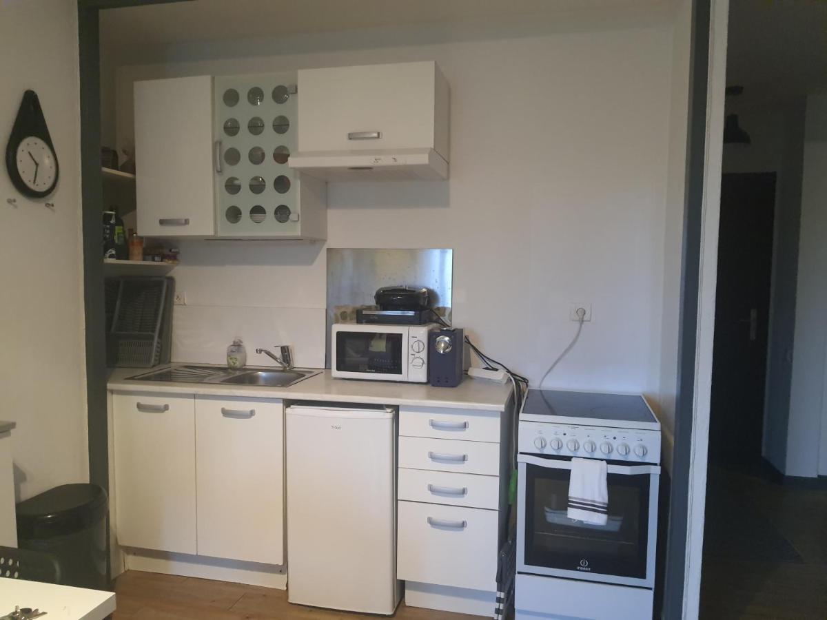 Apartamento Agradable تارْب المظهر الخارجي الصورة